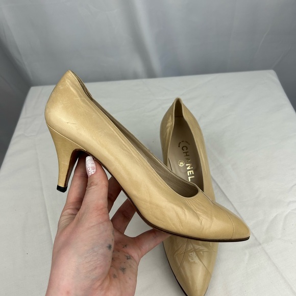 Chanel Kitten Heels - Picture 2 of 6